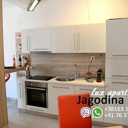 Lux * Jagodina